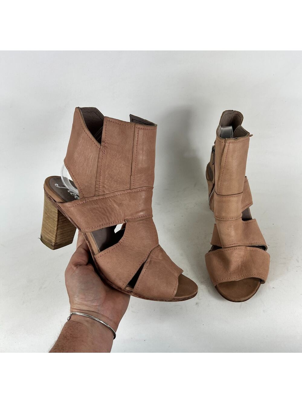 Free People Effie Sandals Womens 9 Brown Leather Block Heel Open Toe Preppy